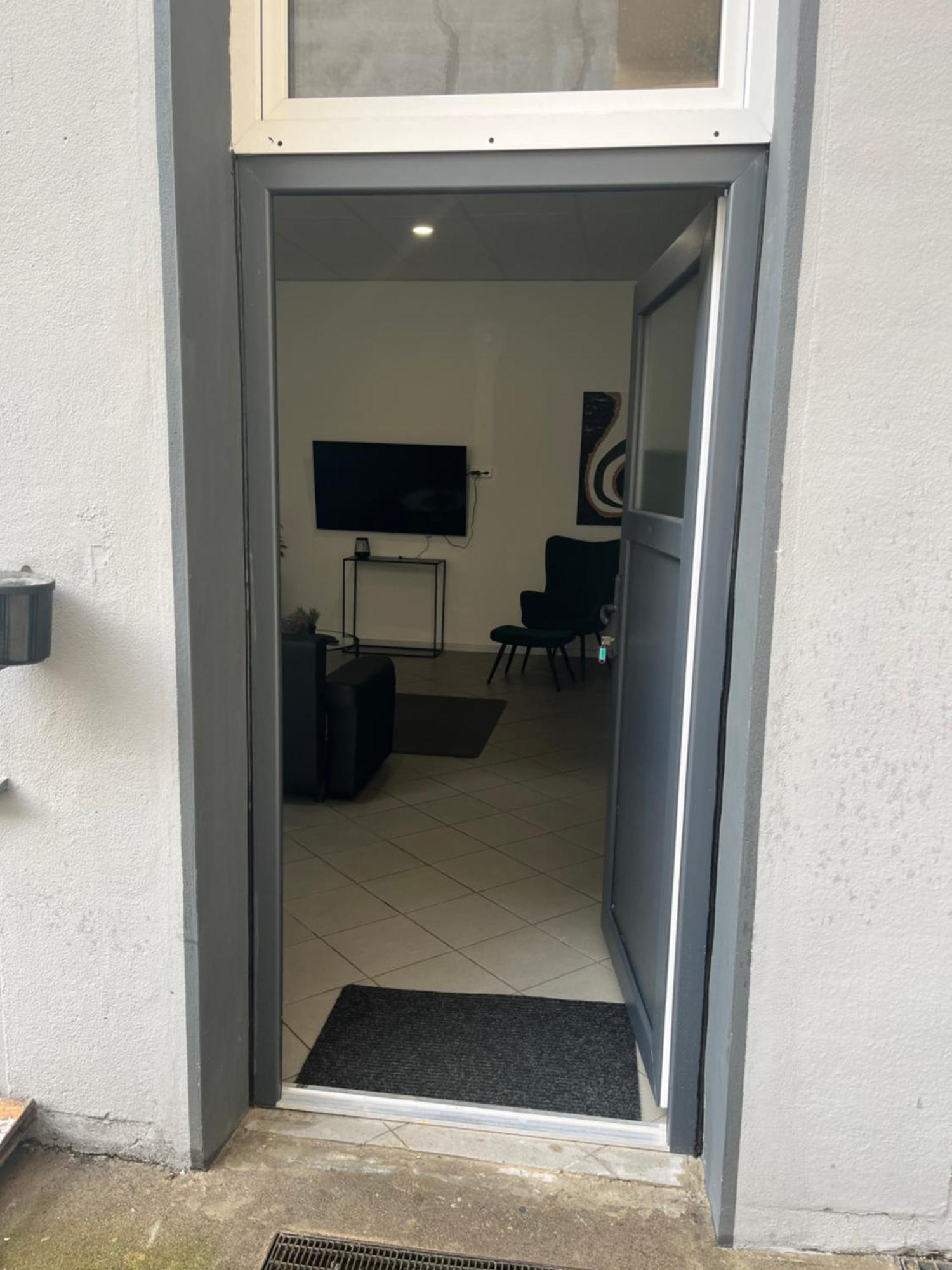 Apartment Central 10D 55Qm Wi-Fi Free Parking Calm Back House Dortmund Zewnętrze zdjęcie